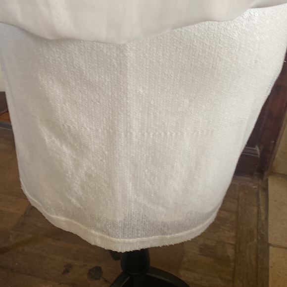 🦊 B Smart cream dress. Half body is sequined. - Picture 5 of 5